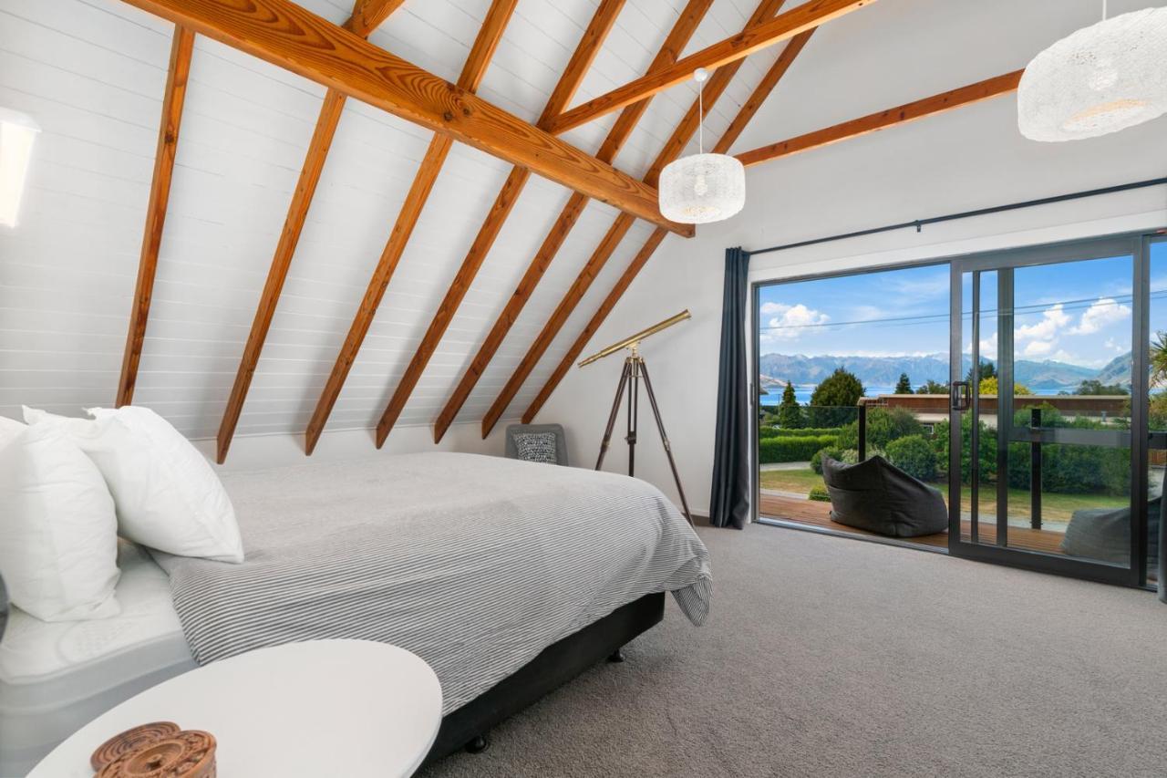 Views On Parry - Lake Hawea Holiday Home Exterior foto